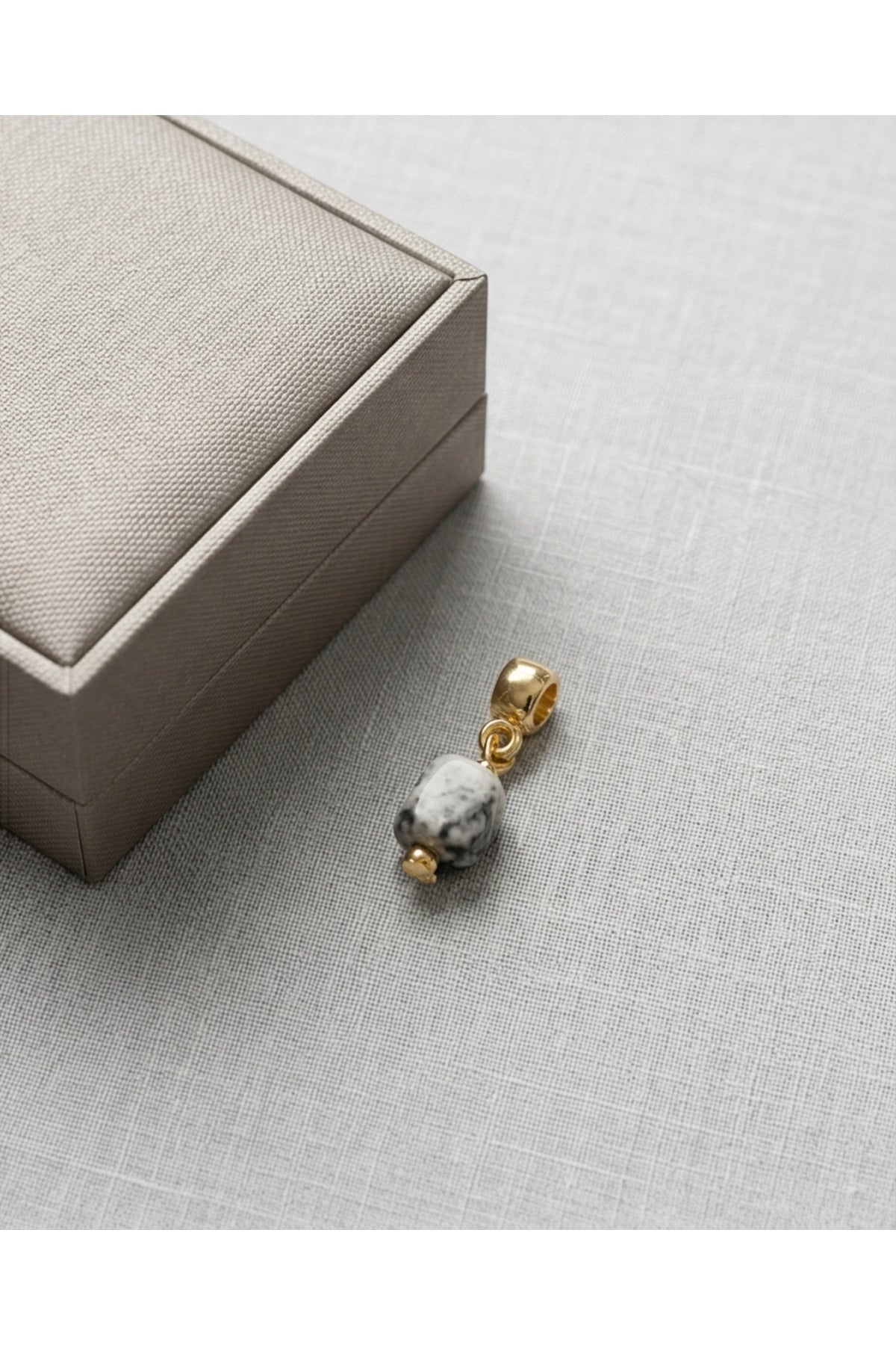 ALTIN KAPLAMA DALMAÇYA JASPER CHARM
