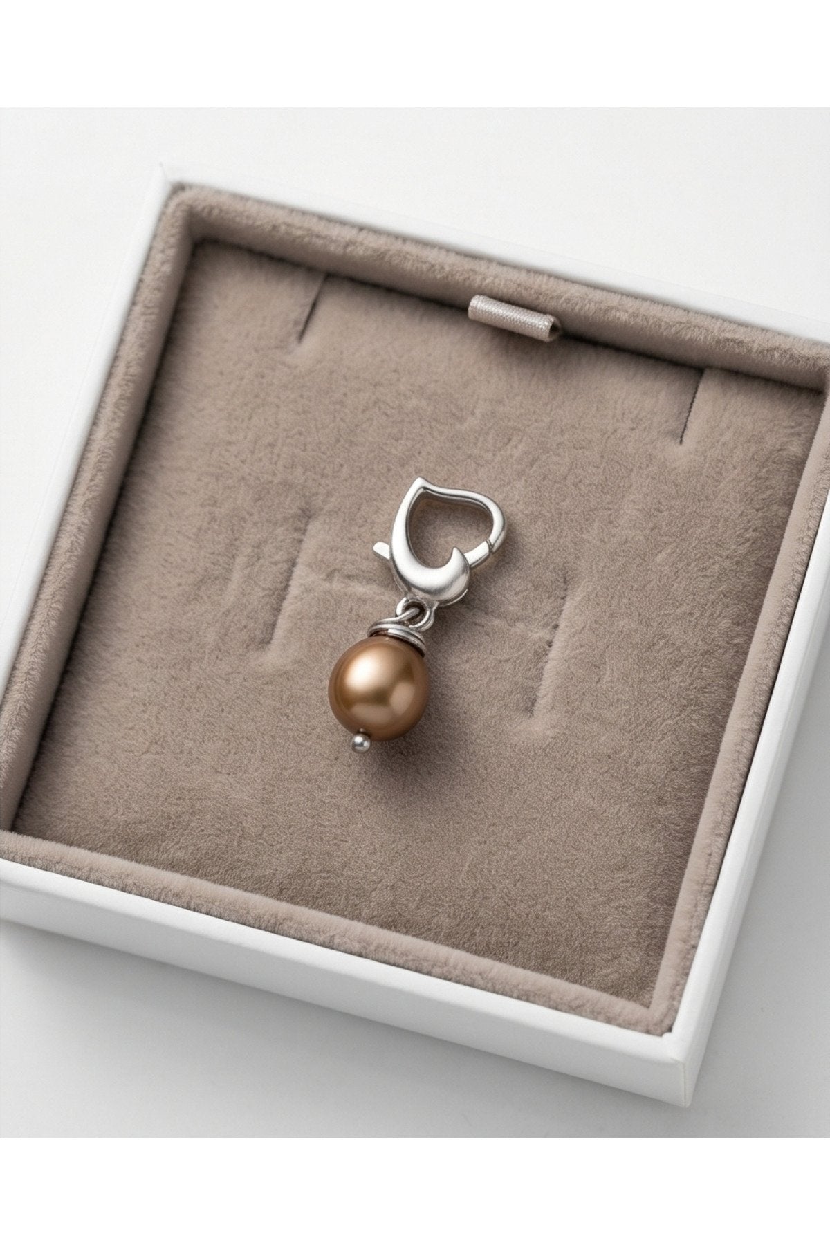 AÇILIR KLİPSLİ GERÇEK BAROK İNCİLİ KALP CHARM