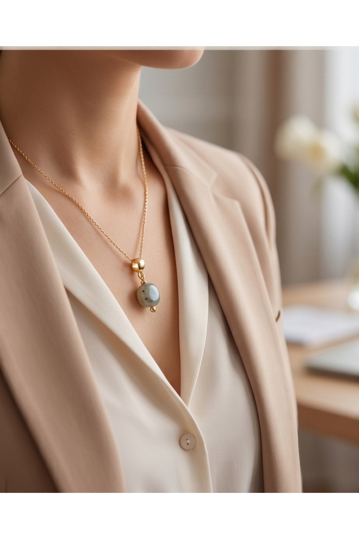 ALTIN KAPLAMA LABRADORİT CHARM